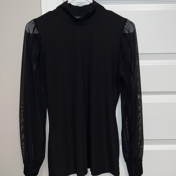 Boohoo Tops - Beautiful blouse